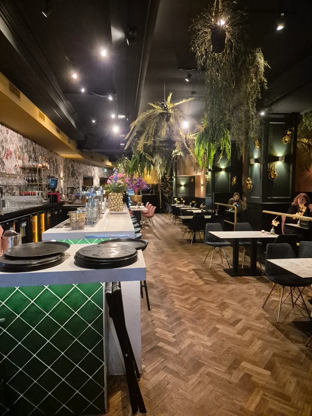 Bar Bistro Loev